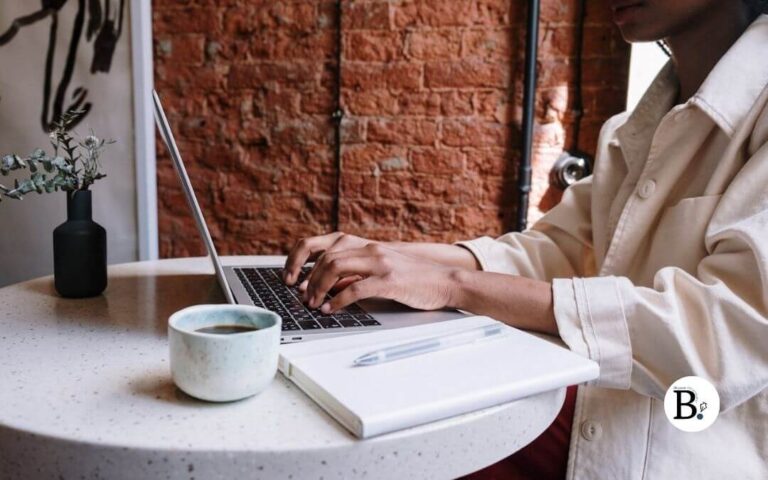 Organisez vos contenus pour l’IA. Maîtrisez les silos et le maillage interne pour propulser votre blog vers le sommet des résultats.