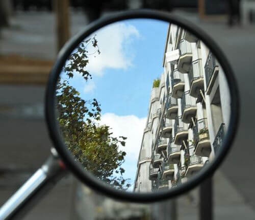 retroviseur vue balcons Comment améliorer votre ouverture d'esprit