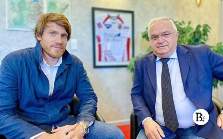 Philippe Spanghero, fondateur et directeur associé de Team One Groupe et Michel Perraud, Maire d'Oyonnax