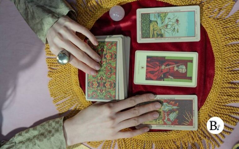 Cartomancien mythes, réalité