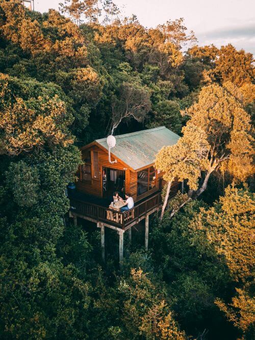 cabane perchee nature glamping voyage escapade Cabane perchée et glamping : voyage nature insolite