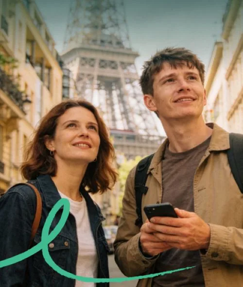couple voyage paris guide audio ryo Guides audios Ryo : l’innovation pour vos voyages