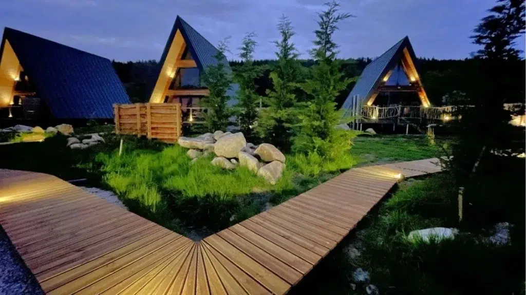chalet a frame nature nuit Chalet A-Frame : la tendance des séjours nature