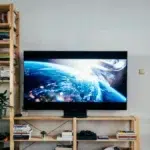 salon avec télévision